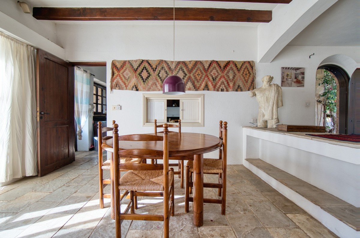 Bungalow For Sale  in  Mesogi