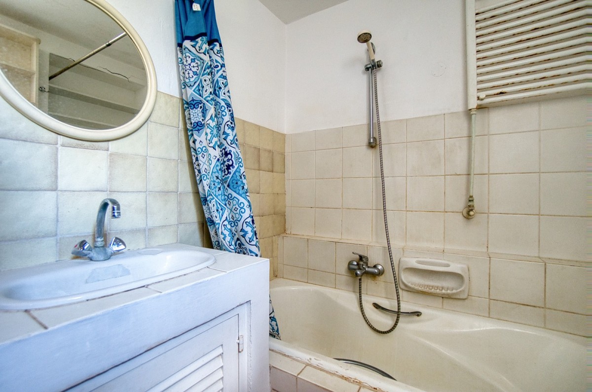 Bungalow For Sale  in  Mesogi