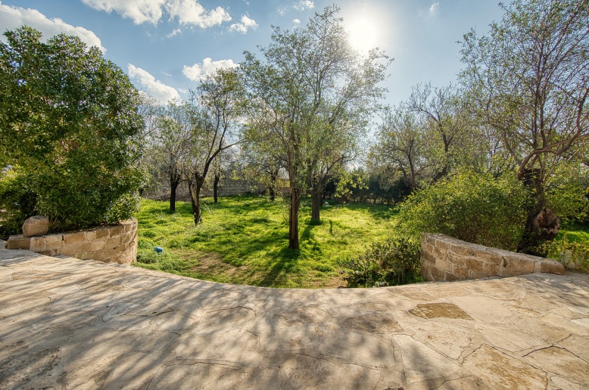 Bungalow For Sale  in  Mesogi