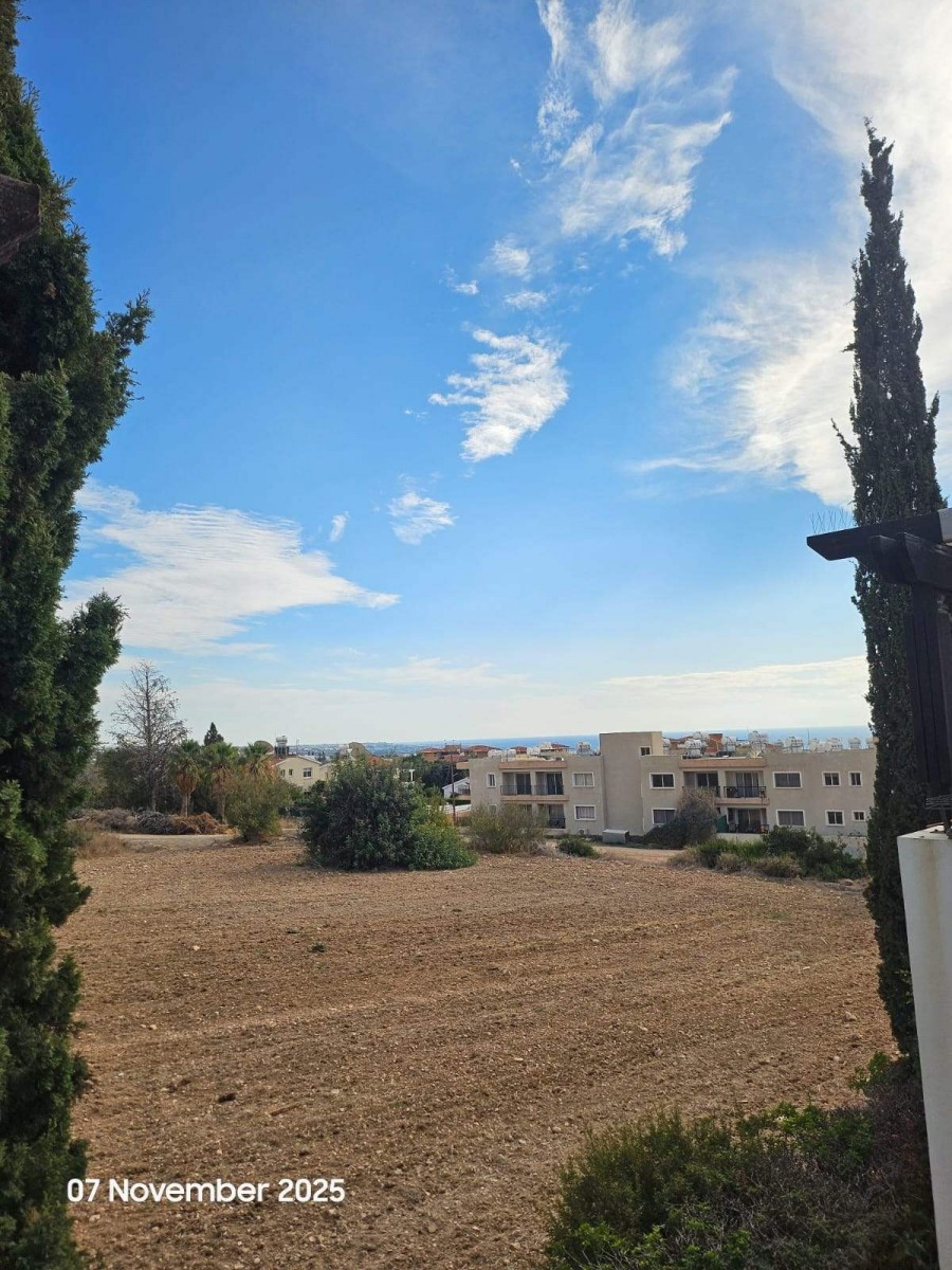 Apartment For Sale  in  Peyia