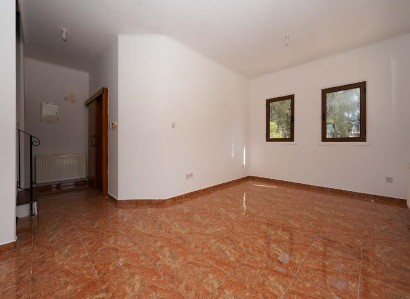 Ergates, Nicosia Detached Villa For Sale | WW31189
