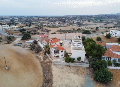 Mazotos, Larnaca Apartment For Sale | WW31202