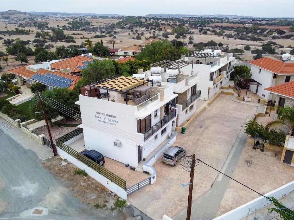 Mazotos, Larnaca Apartment For Sale | WW31203