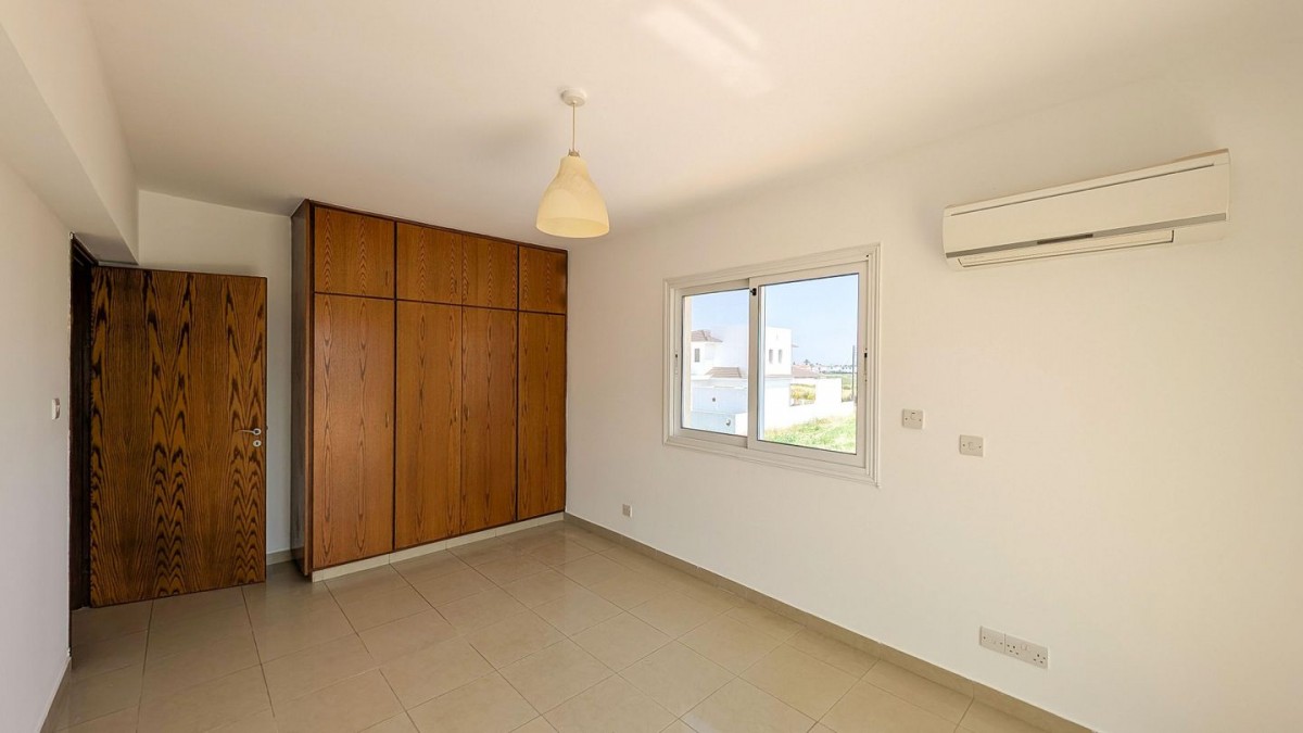 Three-Bedroom Apartment in Kiti, Larnaka