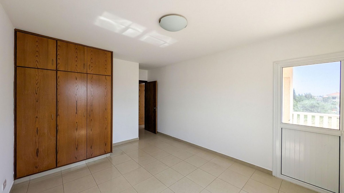 Three-Bedroom Apartment in Kiti, Larnaka