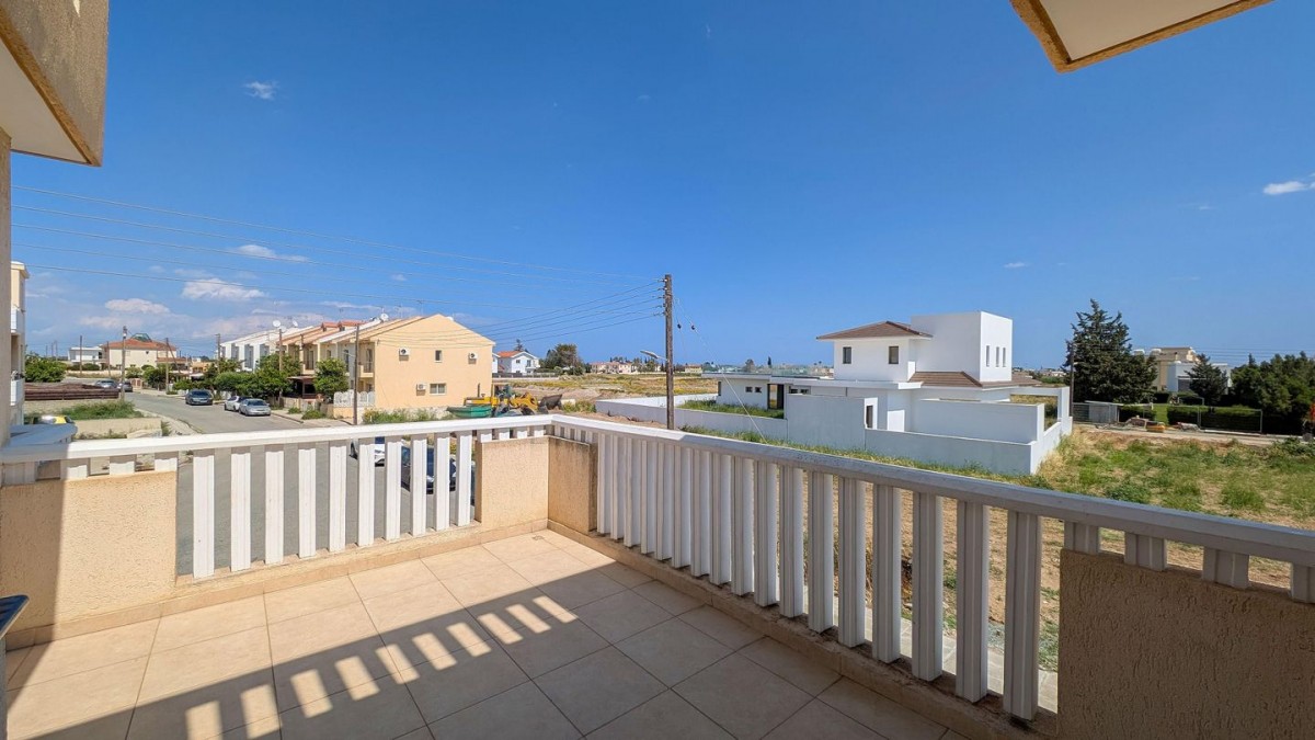 Three-Bedroom Apartment in Kiti, Larnaka