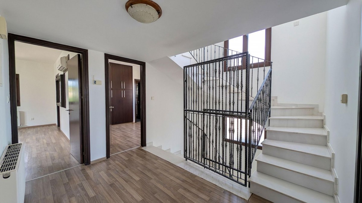 Four-Bedroom House in Lakatamia, Nicosia
