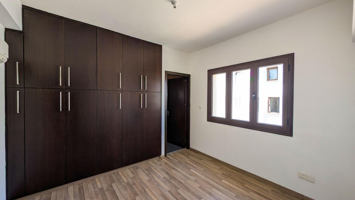 Four-Bedroom House in Lakatamia, Nicosia