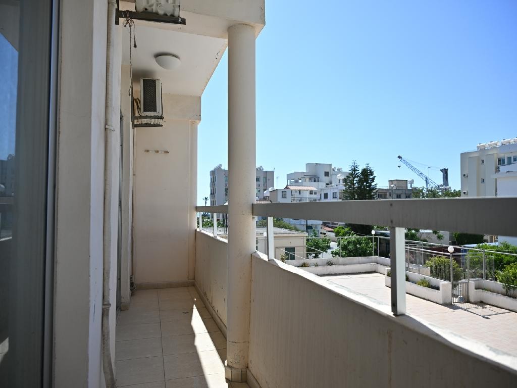 Flat - Marina Apartments - Chrysopolitissa, Larnaca