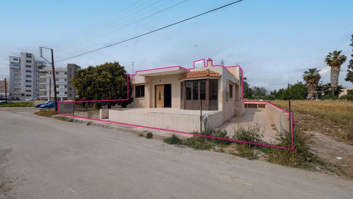 Three-Bedroom House in Sotiros Quarter, Larnaka