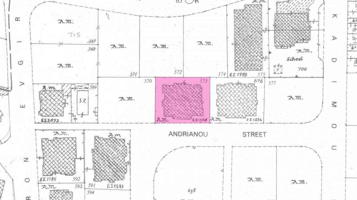 Three-bedroom apartment in Chrysopolitissa, Larnaca
