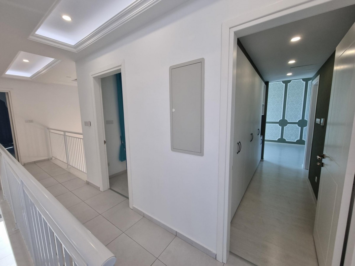 Semi Detached Villa For Rent  in  Chlorakas