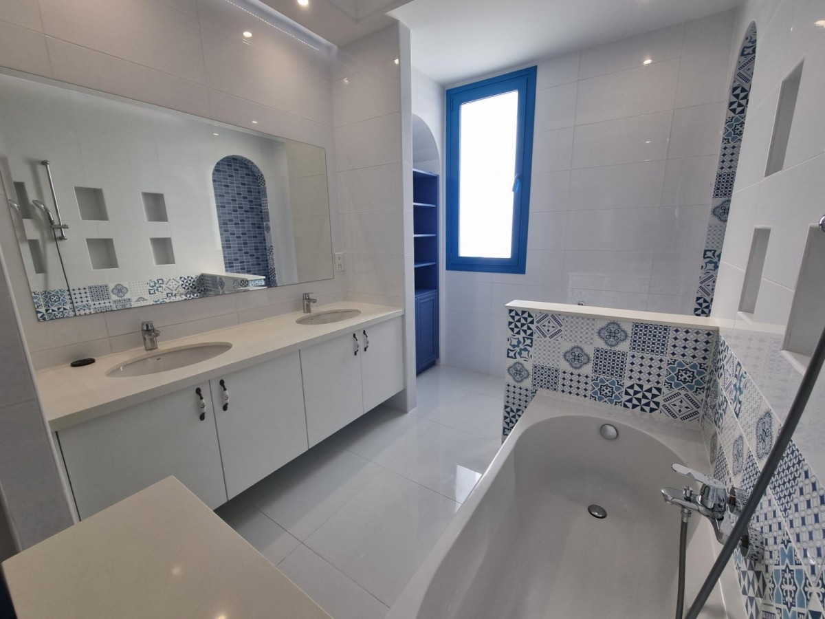 Semi Detached Villa For Rent  in  Chlorakas