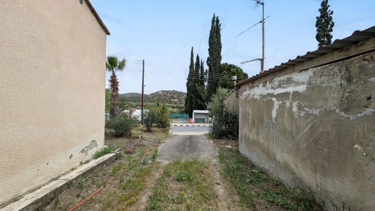 Two-Bedroom Detached House in Kornos, Larnaca