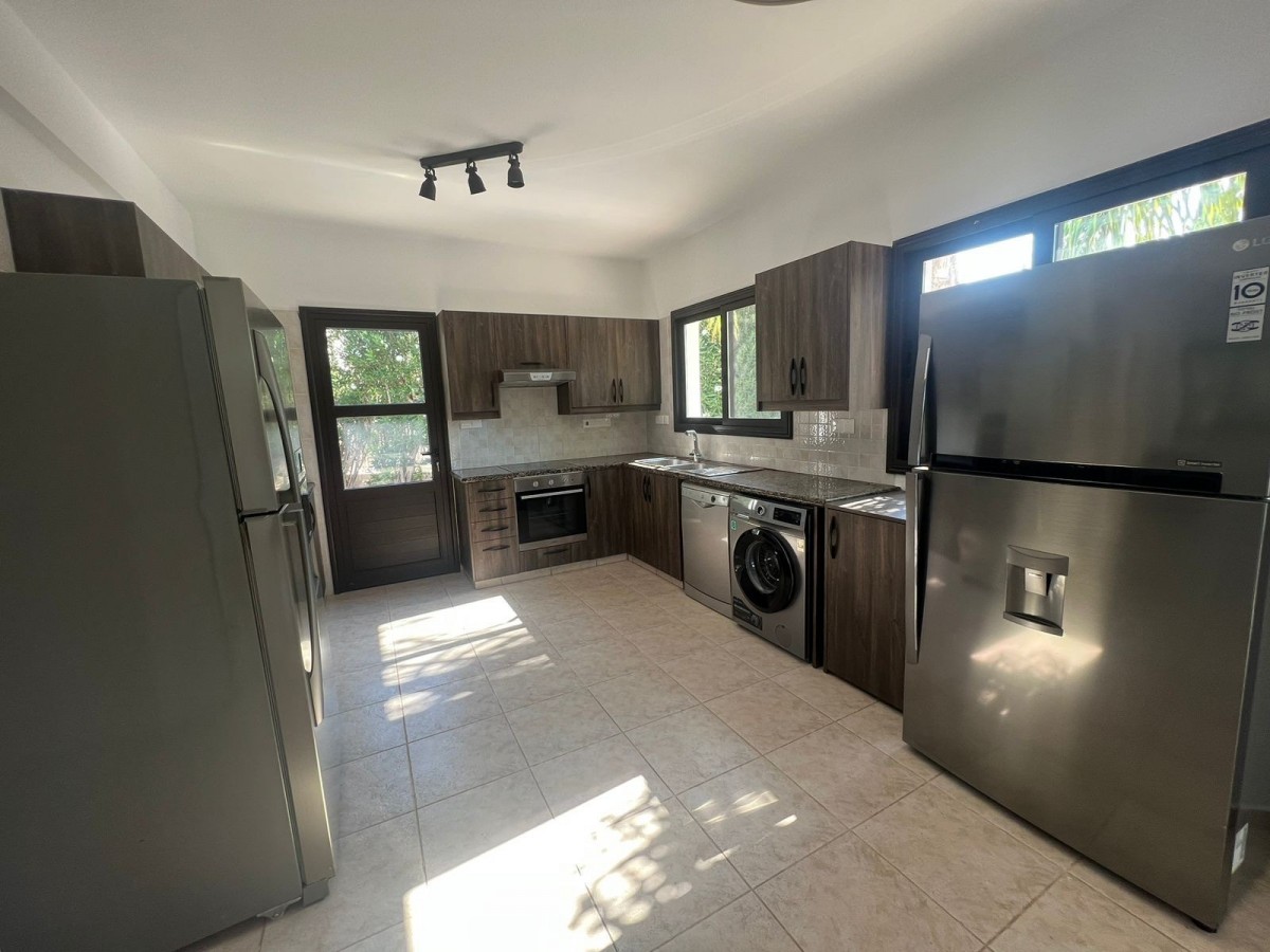 Detached Villa For Sale  in  Kouklia - Secret Valley