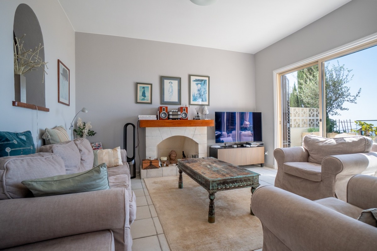 Detached Villa For Sale  in  Tsada