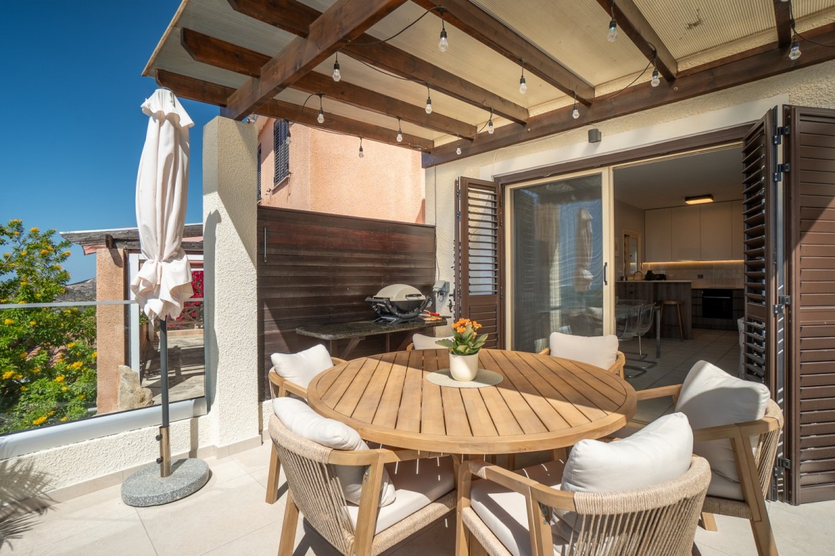 Detached Villa For Sale  in  Tsada