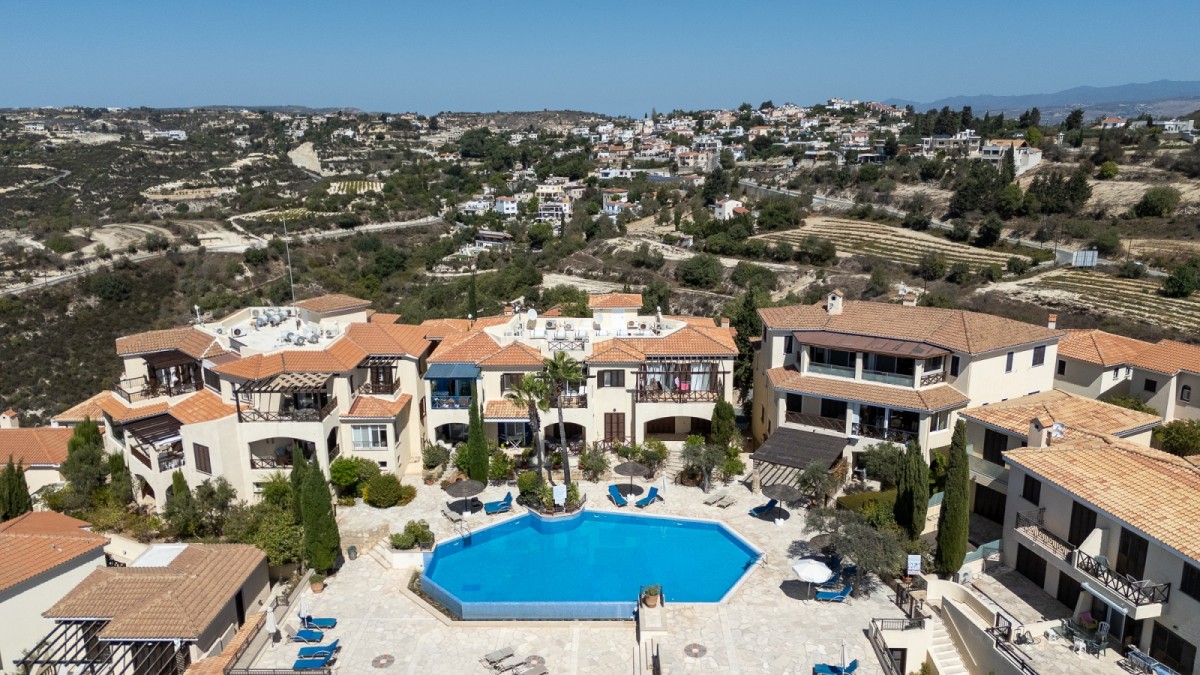 Detached Villa For Sale  in  Tsada