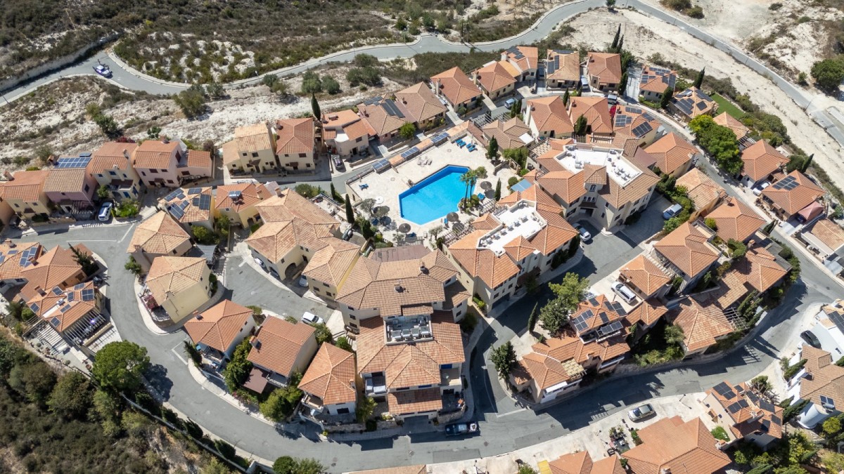 Detached Villa For Sale  in  Tsada