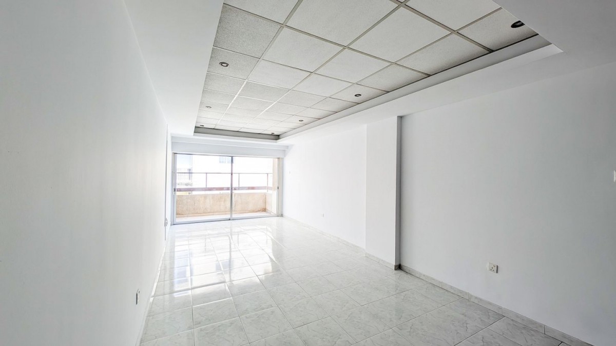 Three-Bedroom Apartment in Panagia, Nicosia