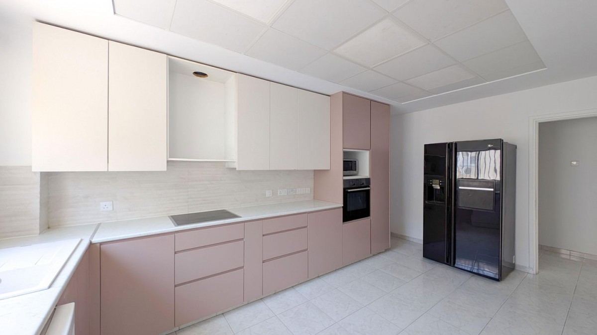 Three-Bedroom Apartment in Panagia, Nicosia