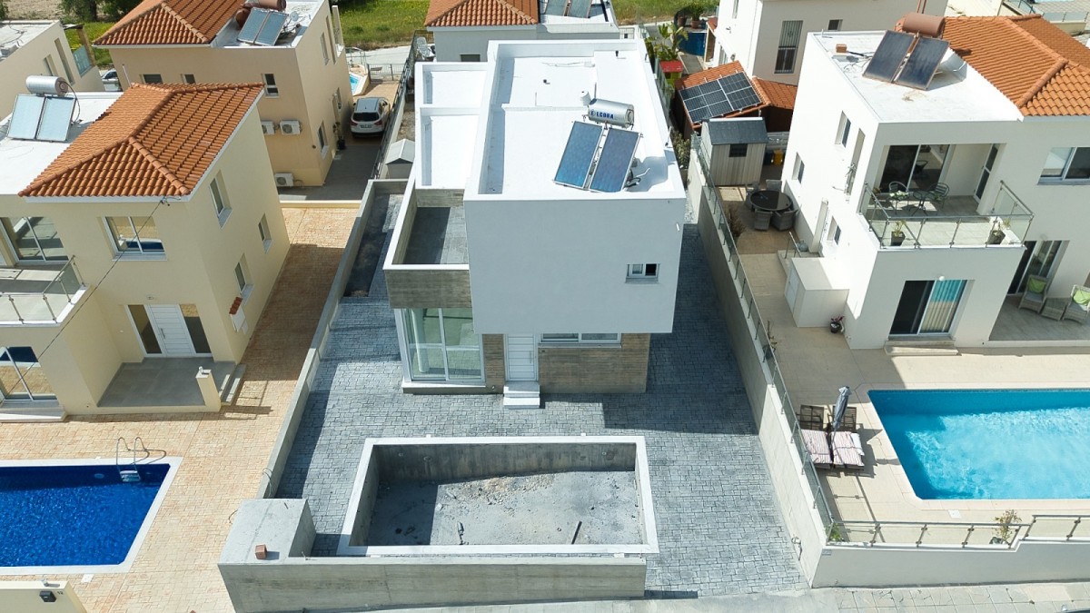 Detached Villa For Sale  in  Tala