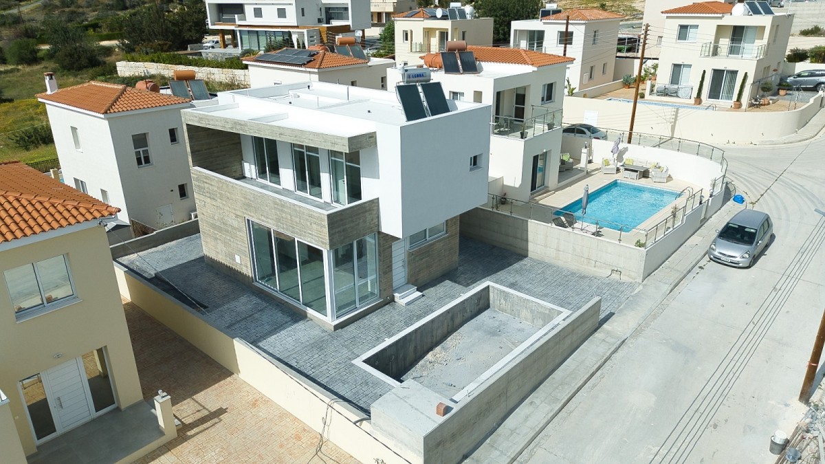 Detached Villa For Sale  in  Tala