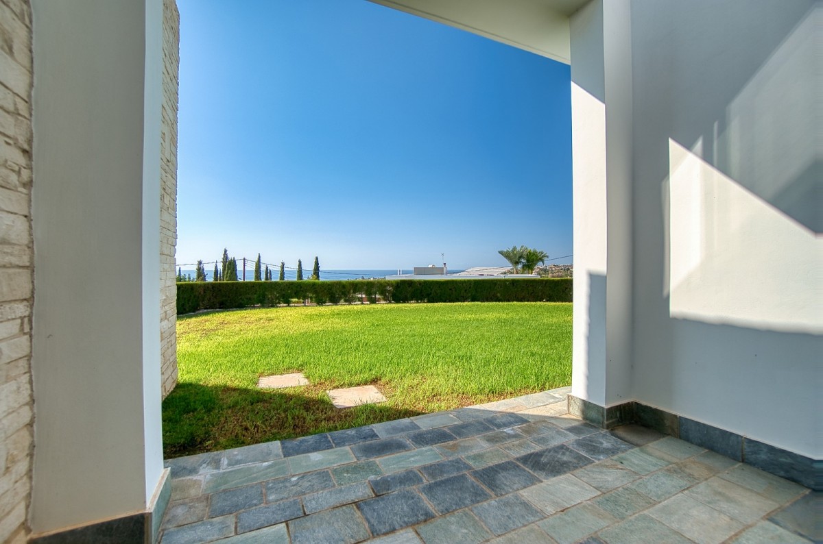 Detached Villa For Sale  in  Peyia - Sea Caves