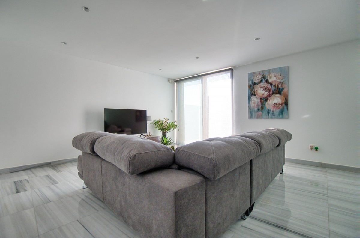 Detached Villa For Sale  in  Peyia - Sea Caves