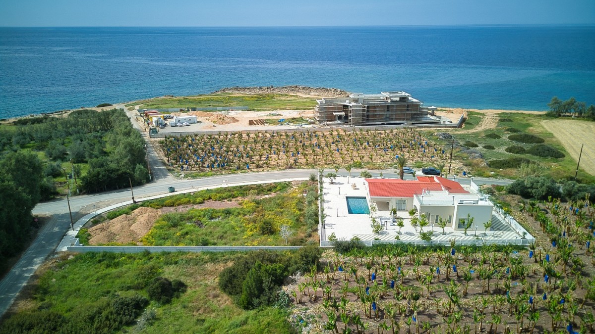 Bungalow For Sale  in  Peyia - Sea Caves