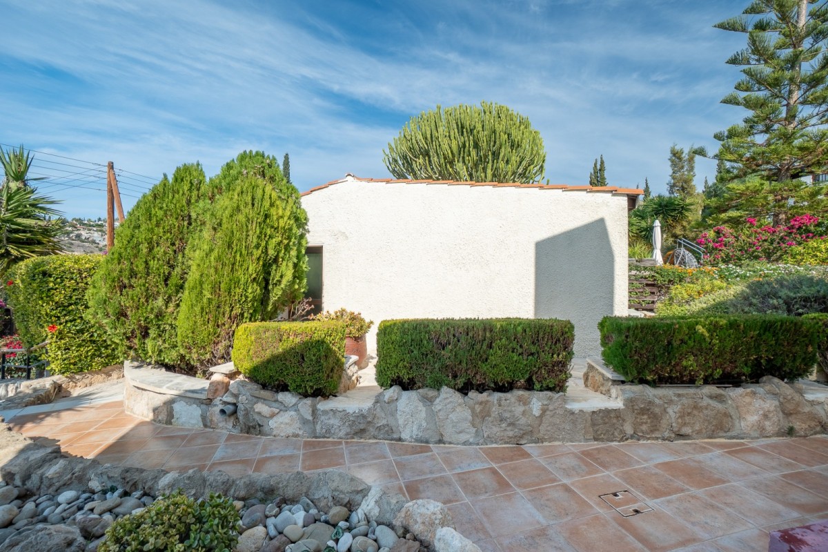 Detached Villa For Sale  in  Select Location