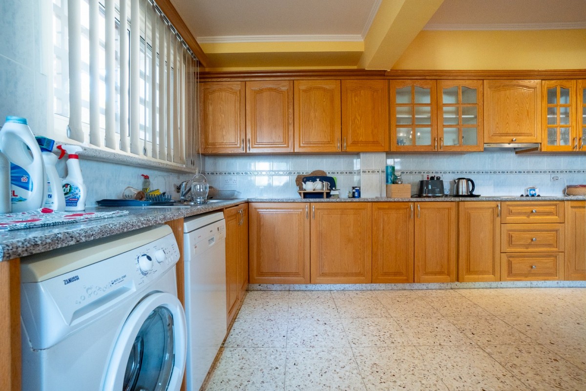 Bungalow For Sale  in  Tala