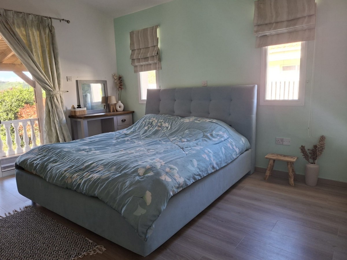 Bungalow For Sale  in  Tsada