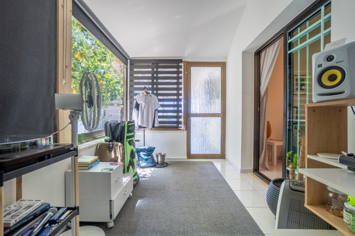 Bungalow For Sale  in  Mesogi