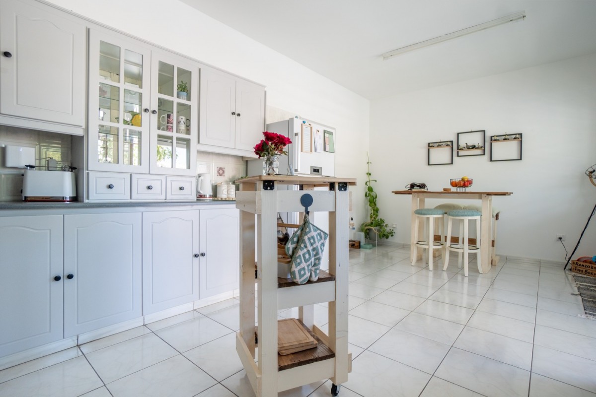 Bungalow For Sale  in  Mesogi