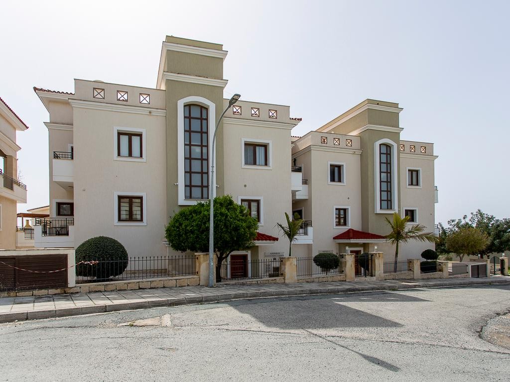 Peyia, Paphos Apartment For Sale | WW31352