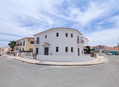Aradippou, Larnaca Detached Villa For Sale | WW31358