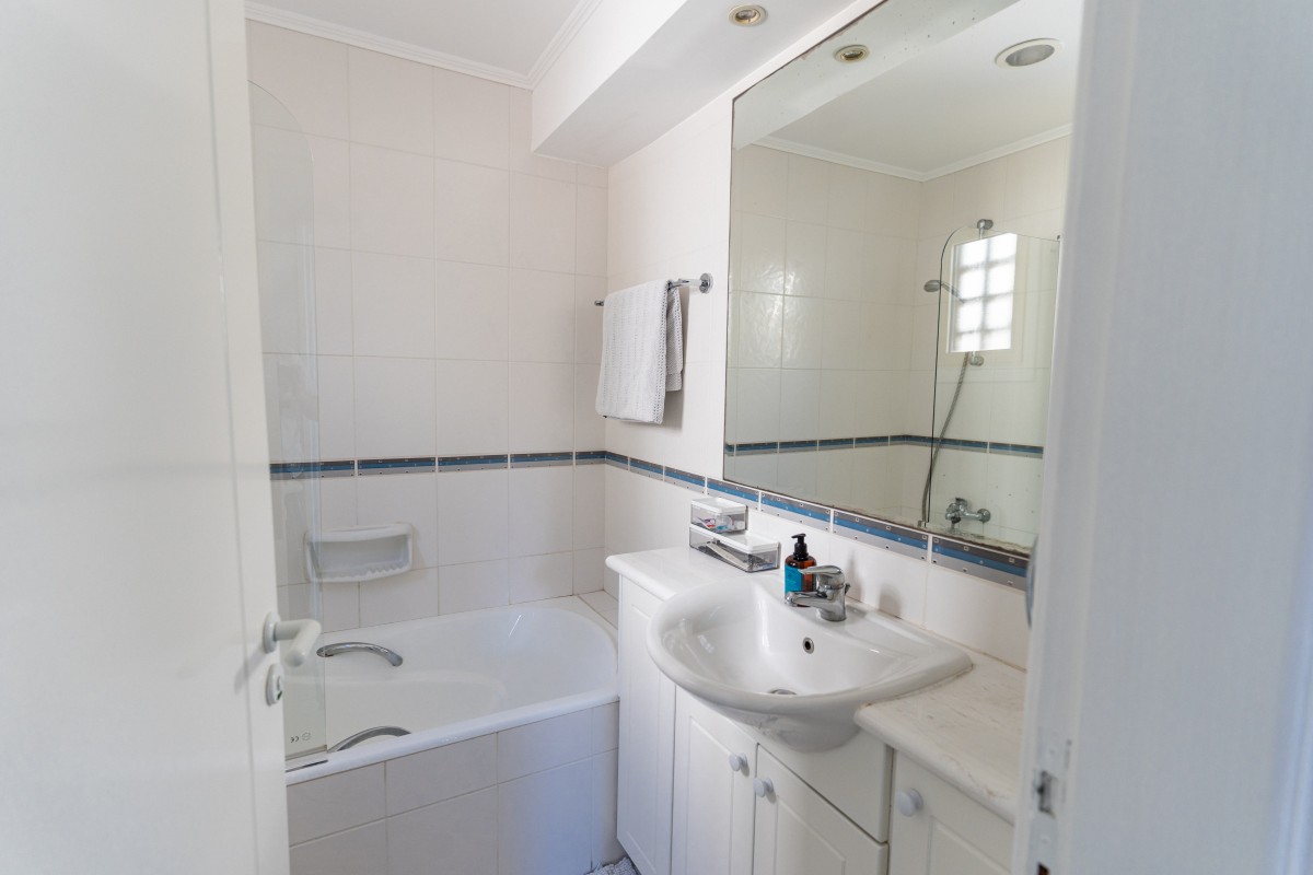 Town House / Maisonette For Sale  in  Tsada