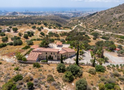 Ayios Athanasios Detached Villa For Sale | WW31362