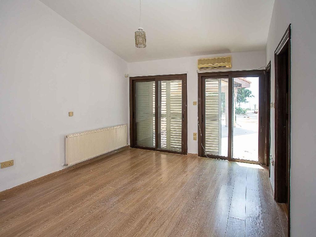 Detached house - Agios Athanasios, Limassol