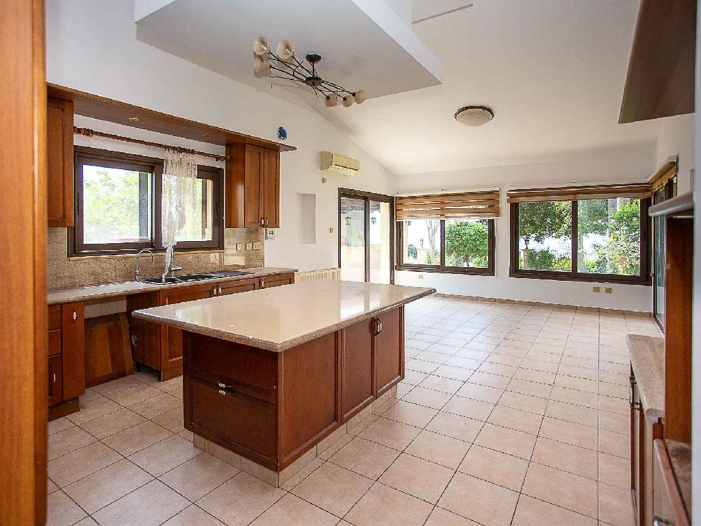 Detached house - Agios Athanasios, Limassol