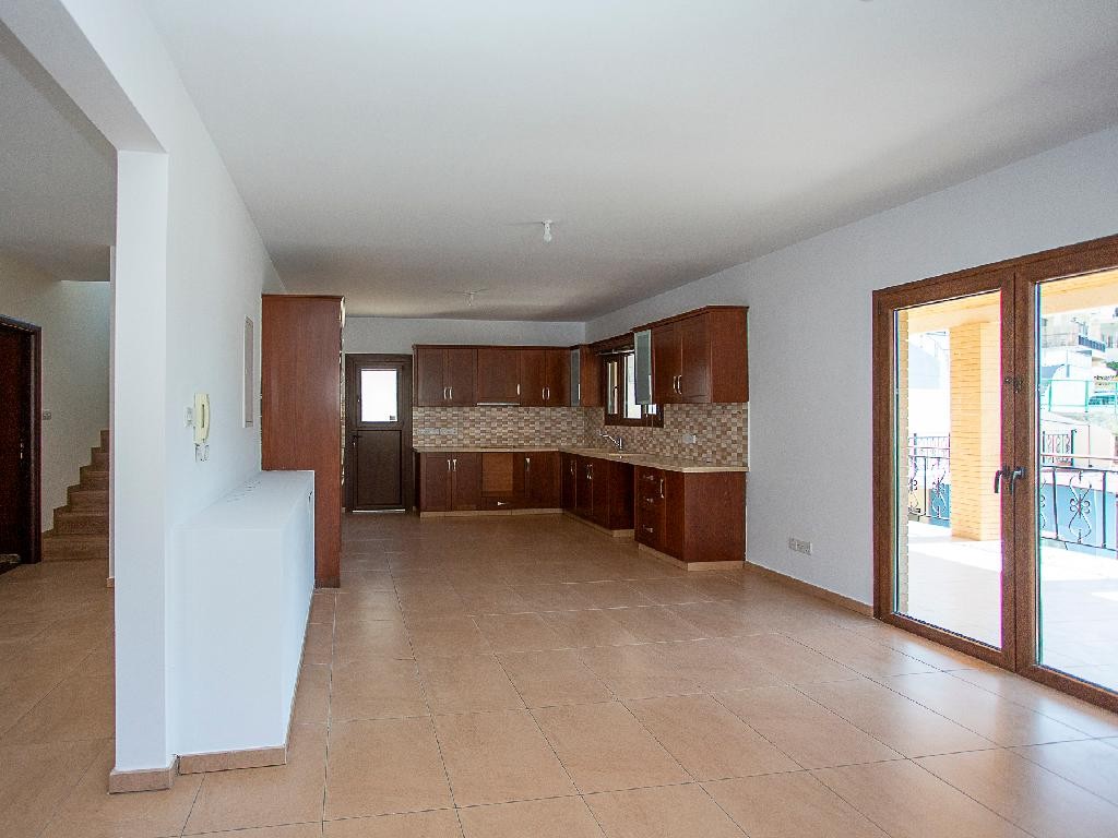 Detached house - Germasogeia, Limassol