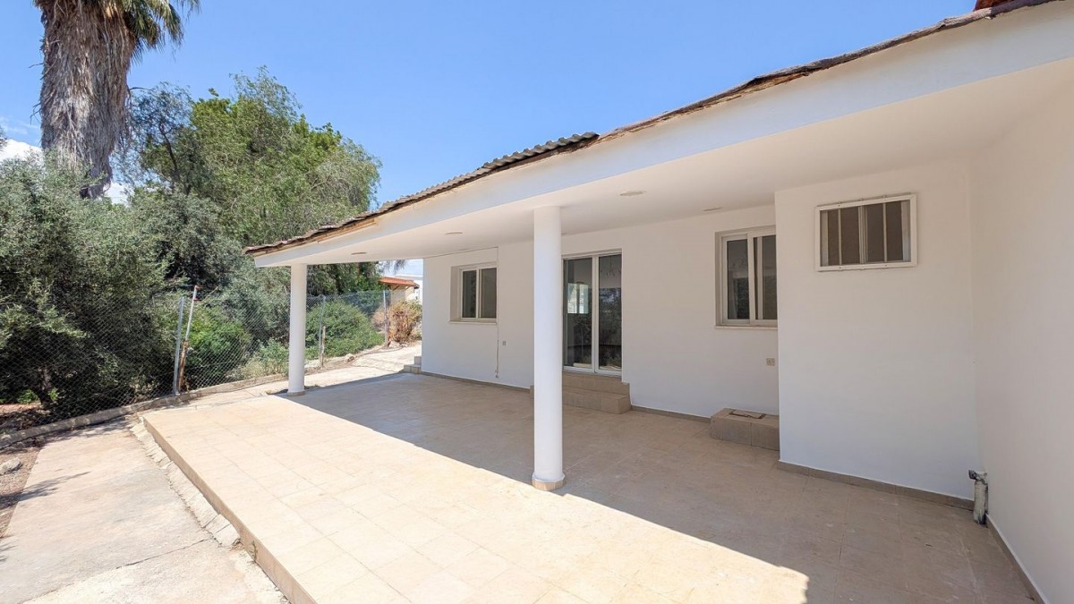Four-Bedroom Ground Floor Detached House in Anarita, Paphos