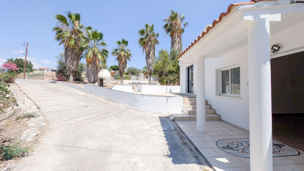 Four-Bedroom Ground Floor Detached House in Anarita, Paphos