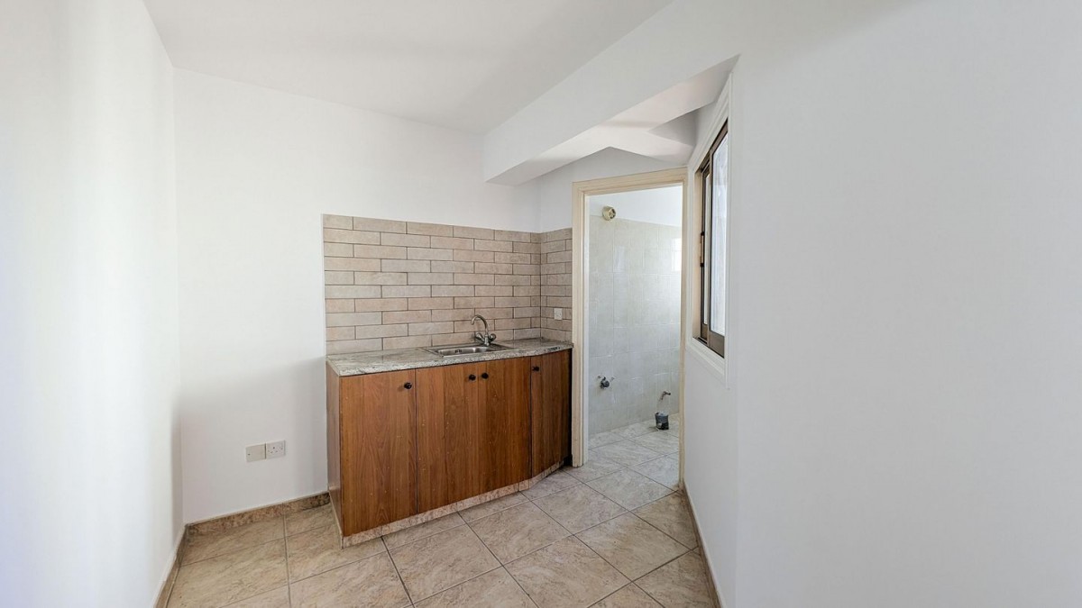 Four-Bedroom Semi-Detached House in Lakatameia, Nicosia