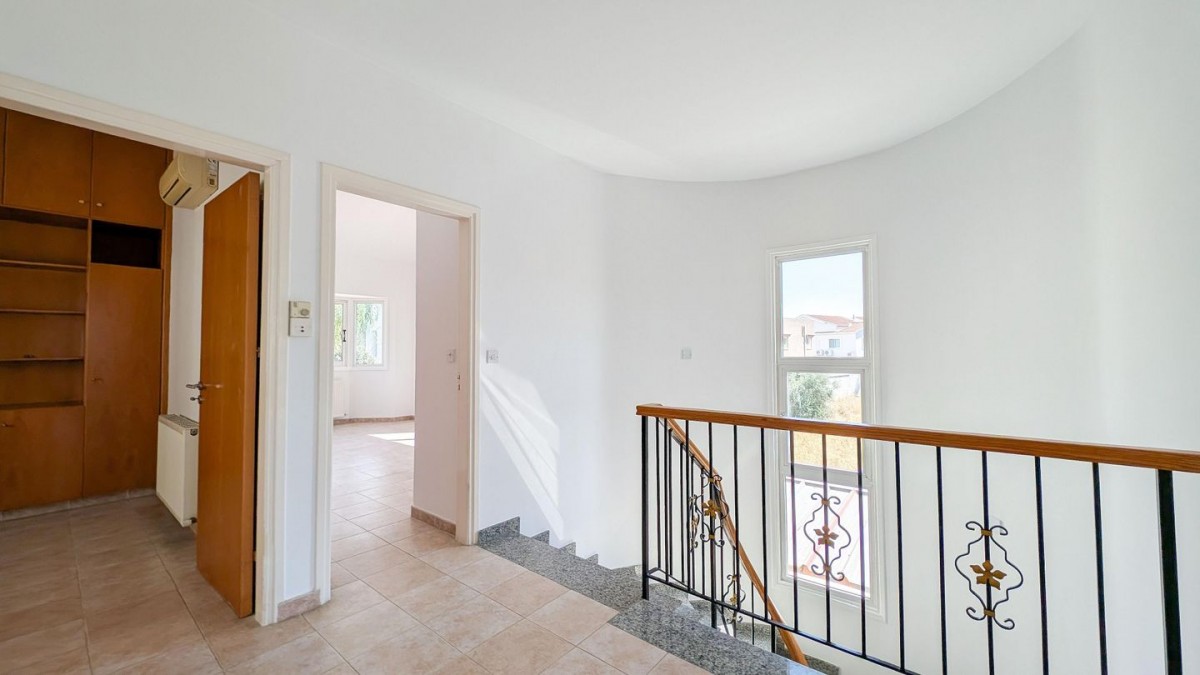 Four-Bedroom Semi-Detached House in Lakatameia, Nicosia