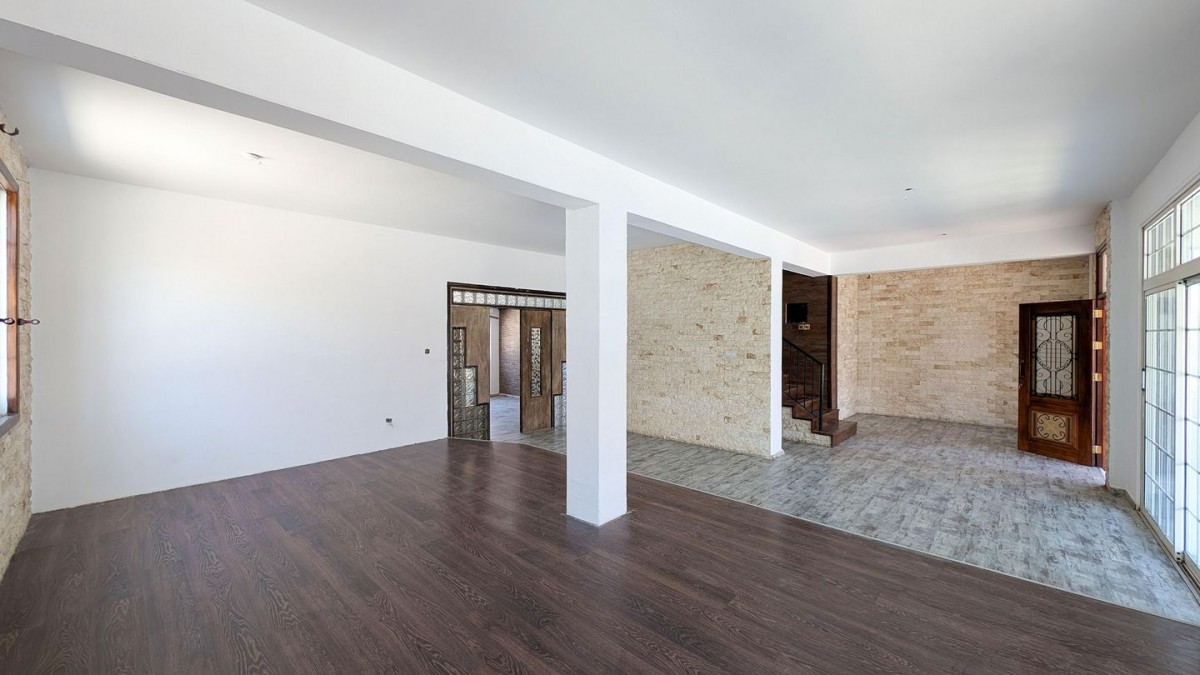 Four-Bedroom Semi-detached House in Agios Nikolaos, Larnaca
