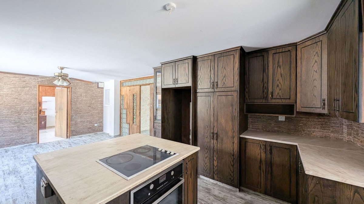 Four-Bedroom Semi-detached House in Agios Nikolaos, Larnaca