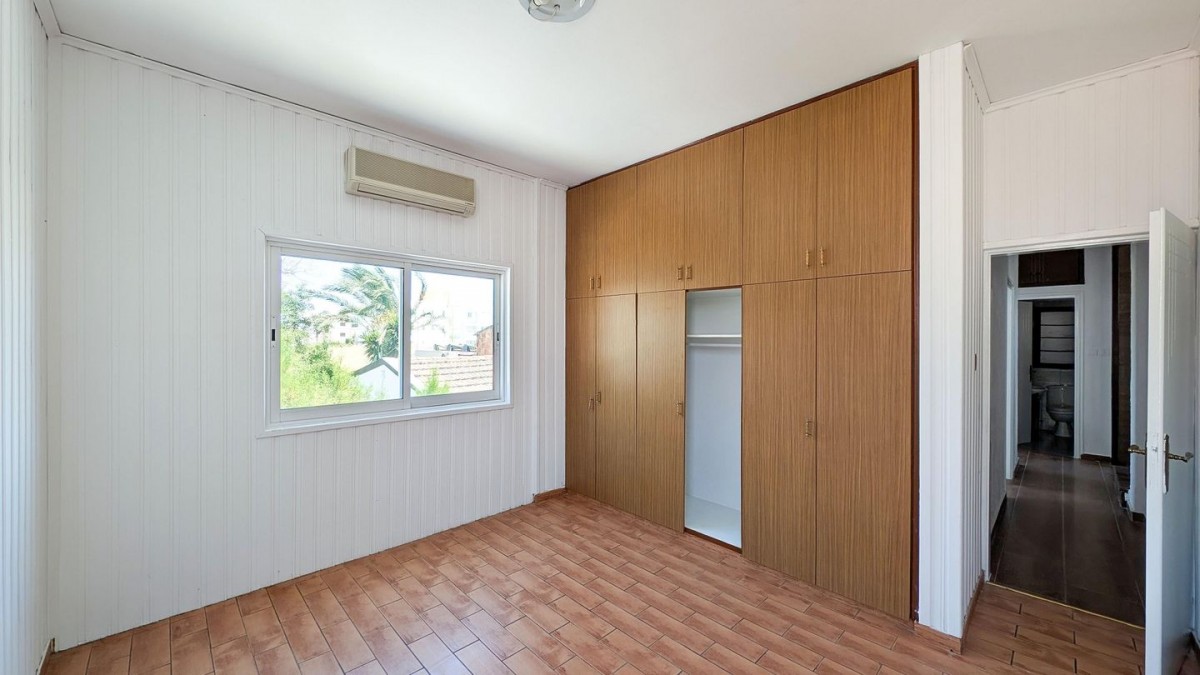 Four-Bedroom Semi-detached House in Agios Nikolaos, Larnaca