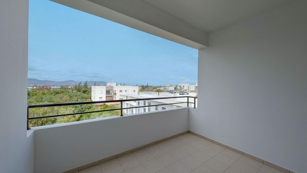 Two-Bedroom Apartment in Lakatamia, Nicosia